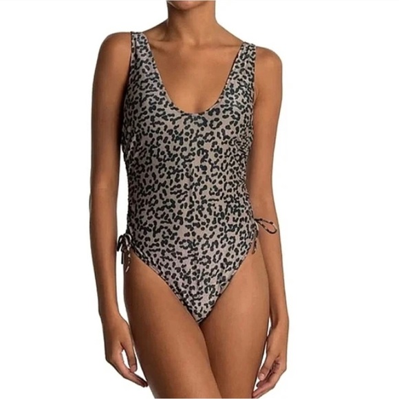 NWT $190R. Bond by Bond-Eye Def Leopard In The Loop 1-Piece Swimsuit. XS - Picture 2 of 12